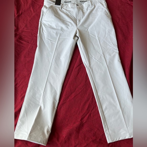 NWT Adidas Ultimate 365 Golf Pants Size 40/32 - Picture 1 of 5